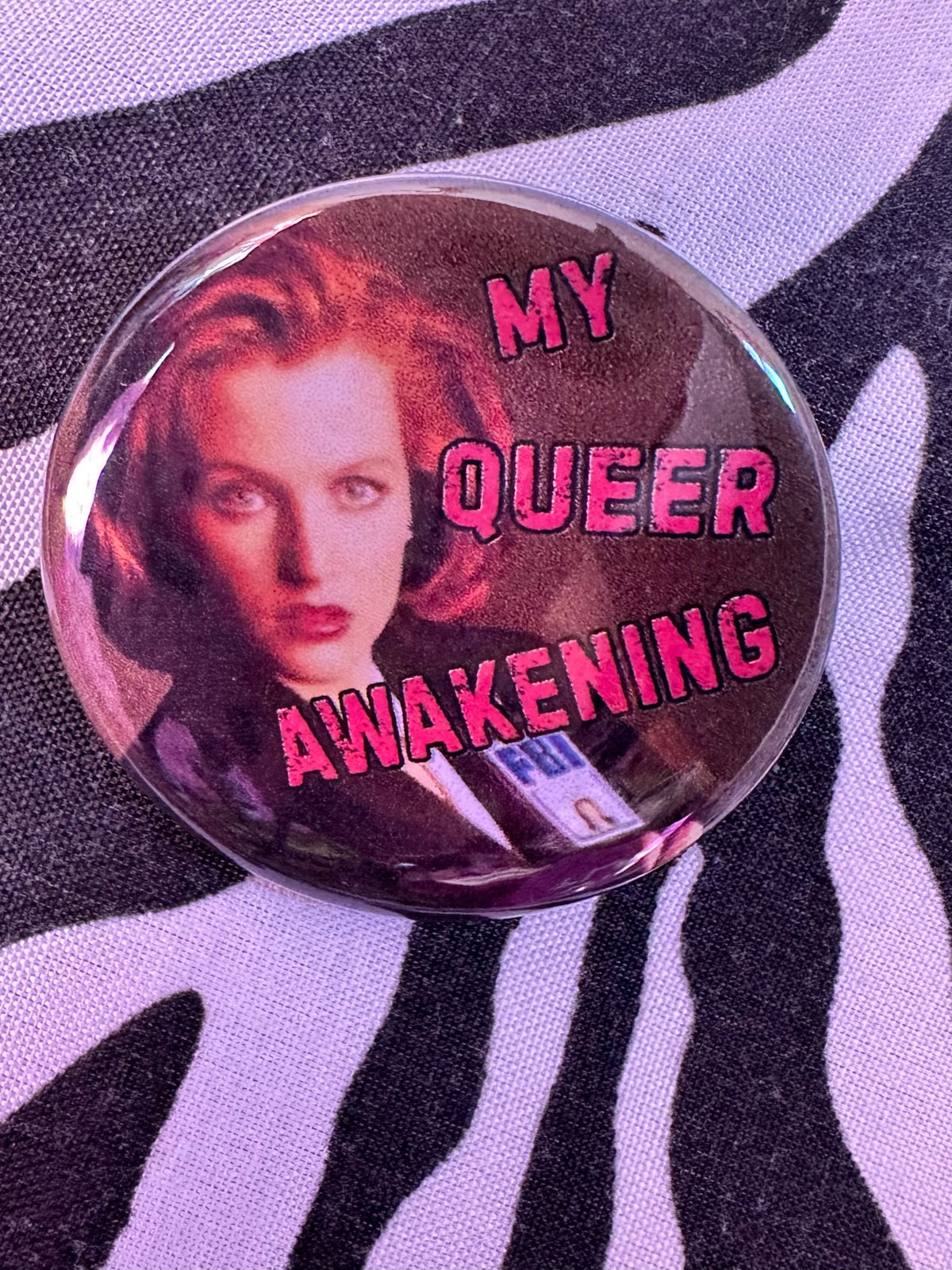 X Files Dana Scully Gillian Anderson 1.75 «  Button Badge